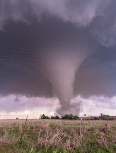 EF-4 Tornado near Wynnewood and Katie, OK May 9, 2016